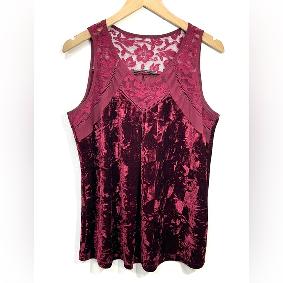 Women's Doe & Rae Cranberry Dark Red Crushed Velvet Flowy Tank - Picture 5 of 10